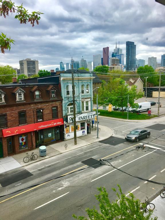 Comfy Guesthouse & Suite Toronto Exterior foto