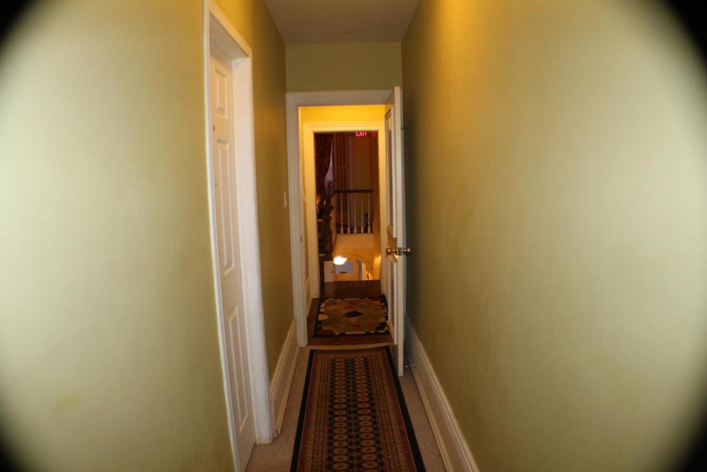 Comfy Guesthouse & Suite Toronto Habitación foto