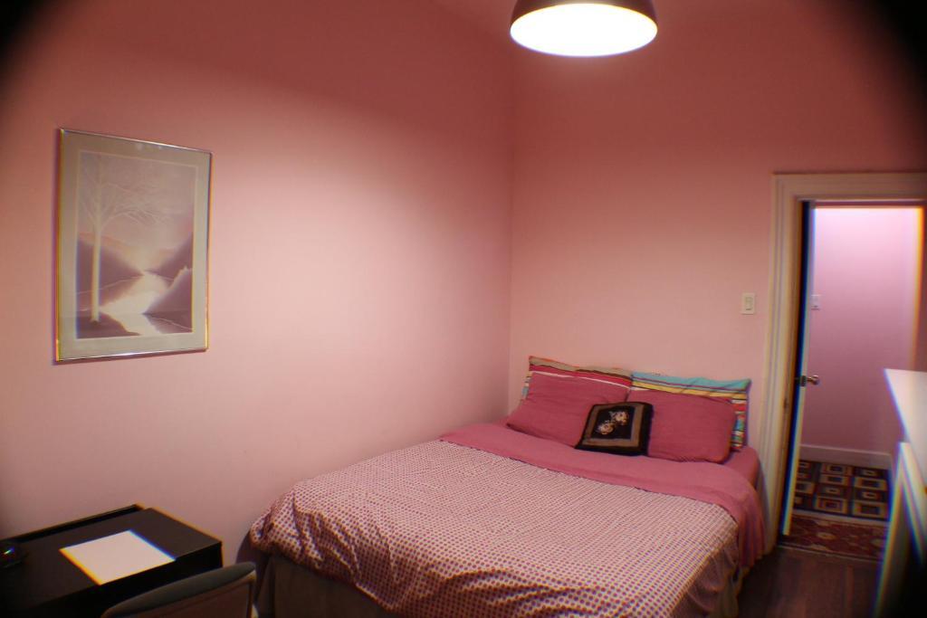 Comfy Guesthouse & Suite Toronto Habitación foto